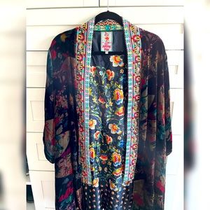 Kimono Excellent condition worn few times only.
